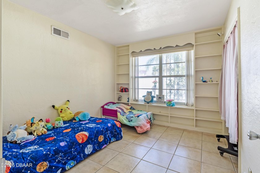HIGHLY MOTIVATED SELLER -- Nearly $50K PRICE REDUCTION! Rare - photo 31