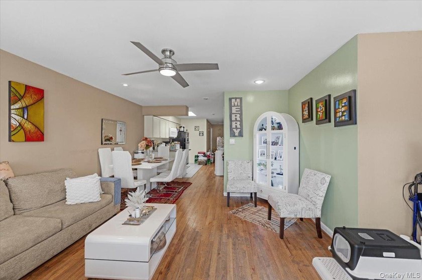 This beautiful, legal 2 Dwelling- property, 24 yrs old, 18.75 x - photo 6