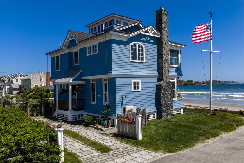 Rare opportunity to own one of Higgins Beach's most iconic - photo 7