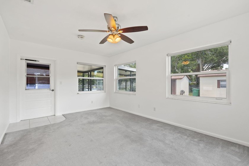 Located in Lakewood Park, this clean and well-kept 3-bedroom - photo 15