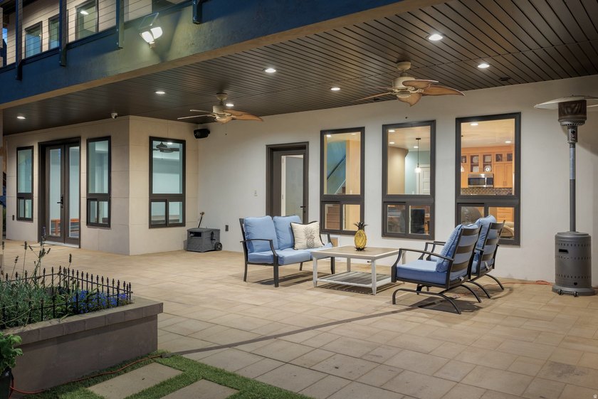 Custom-built waterfront luxury resort home, located in a private - photo 55