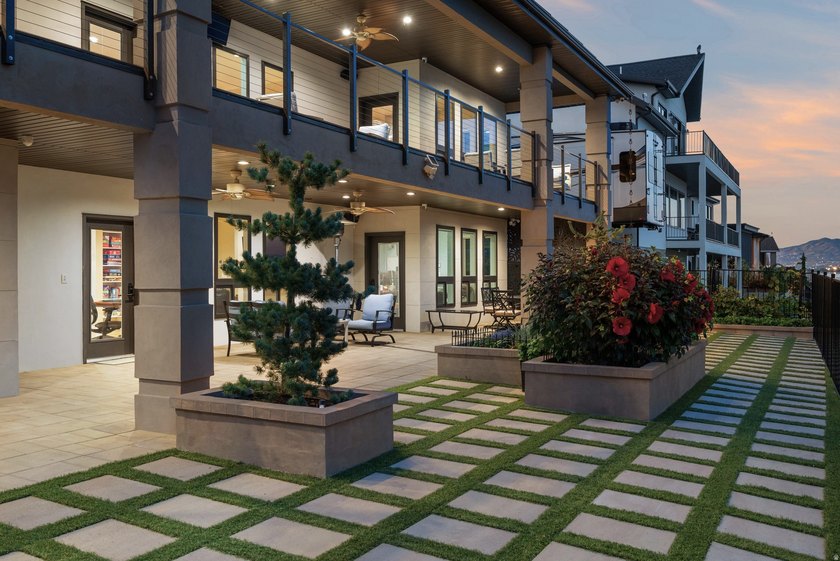 Custom-built waterfront luxury resort home, located in a private - photo 57