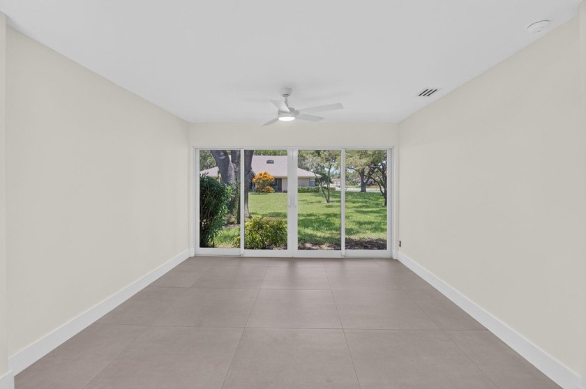 Welcome to this beautifully and completely remodeled - photo 23