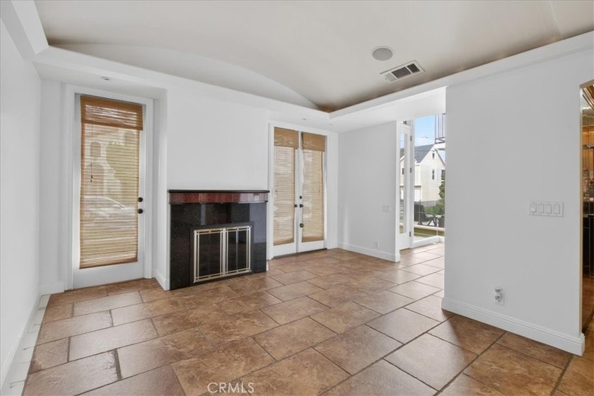 Welcome to this beautifully upgraded Belmont Shore home, where - photo 8