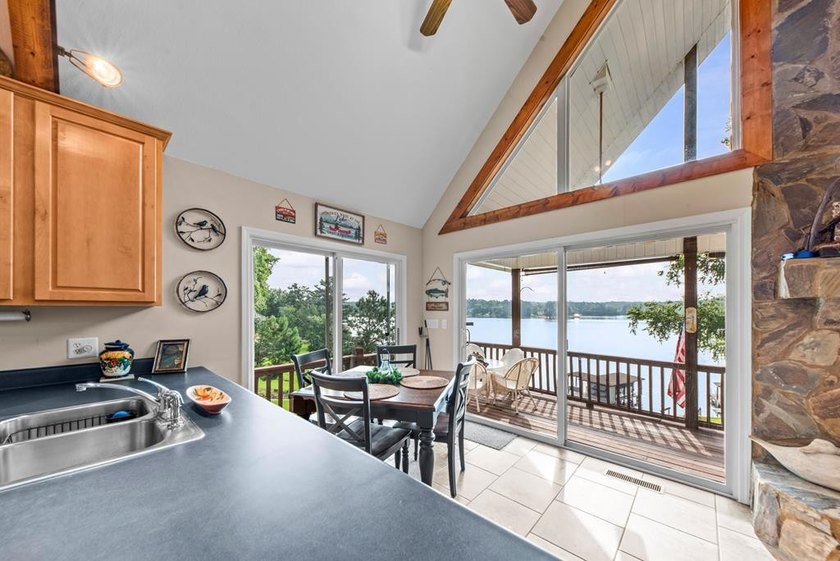 Experience the perfect blend of lakeside luxury and modern - photo 12