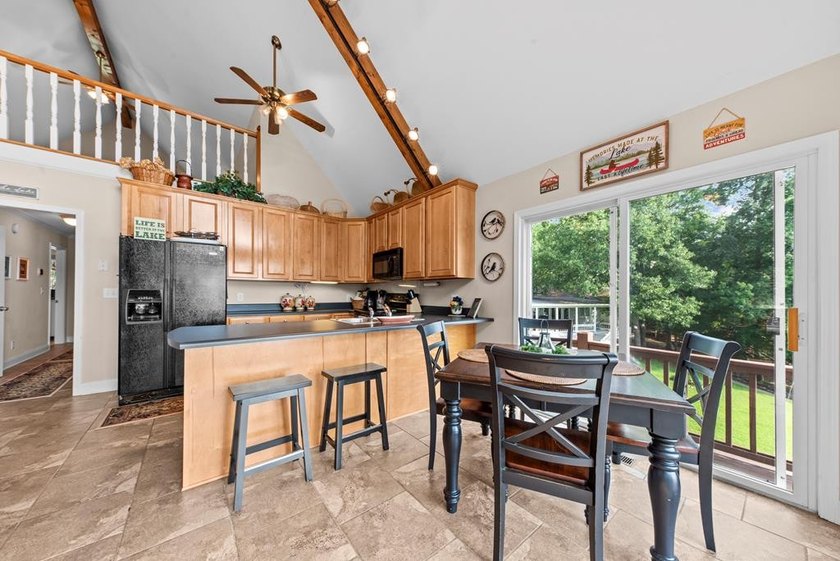 Experience the perfect blend of lakeside luxury and modern - photo 15