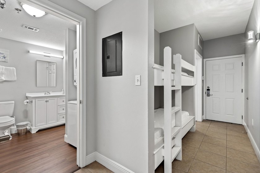 Gorgeous views of the Gulf of Mexico from this 1 bedroom 1.5 - photo 12