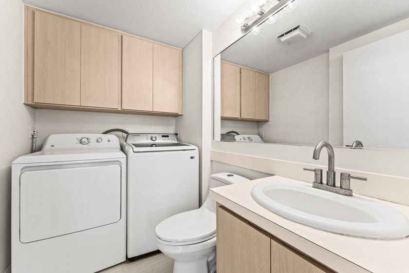 Welcome to a charming quiet townhouse in West Palm Beach - photo 29