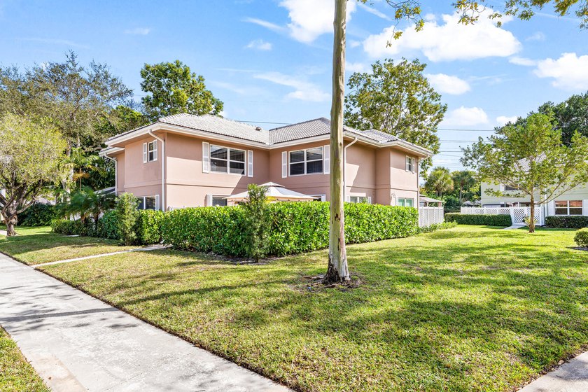 Welcome to a charming quiet townhouse in West Palm Beach - photo 31