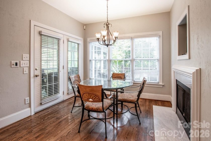 Welcome to 19568 Meta Rd, in popular Diane Shores, a waterfront - photo 14
