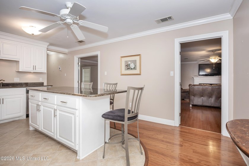 Welcome to 1907 9th Street in Pascagoula, where classic - photo 14