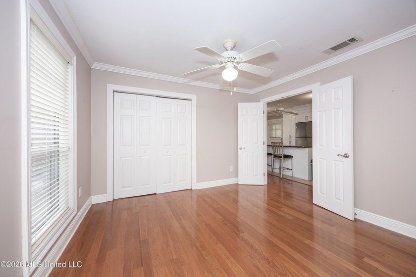 Welcome to 1907 9th Street in Pascagoula, where classic - photo 24