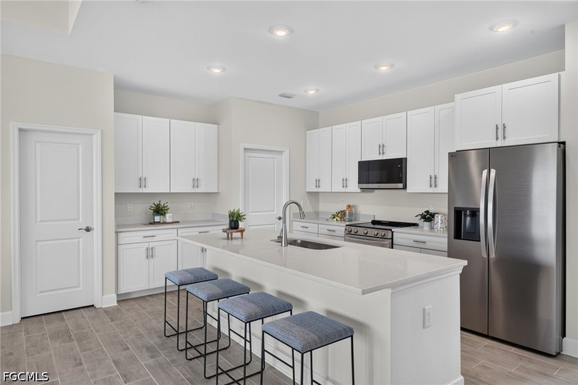 CLOSING COST CREDIT AVAILABLE! NEW CONSTRUCTION READY NOW | - photo 11