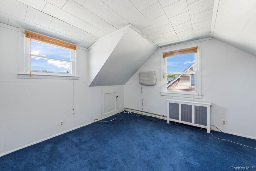 Welcome To 12 Leslie Lane In Massapequa, Located In The - photo 13