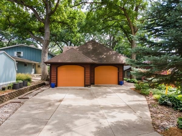 More Pictures coming soon! This is the lakefront lifestyle - photo 47
