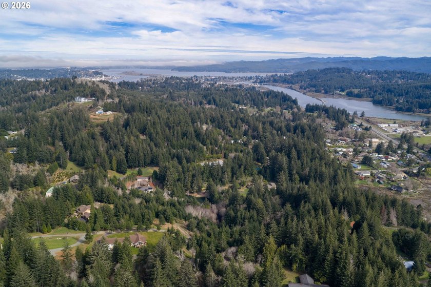 Welcome to Lake Estates, Subdivision of 2+ Acre Lots &amp; New(er) - photo 9