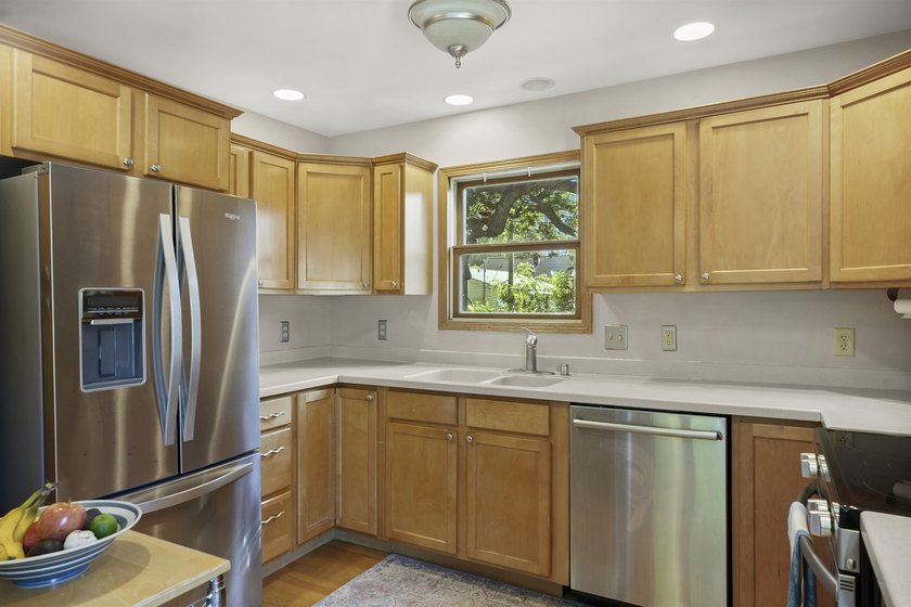 Showings begin on July 17, 2026 @NOON Beautifully updated - photo 11