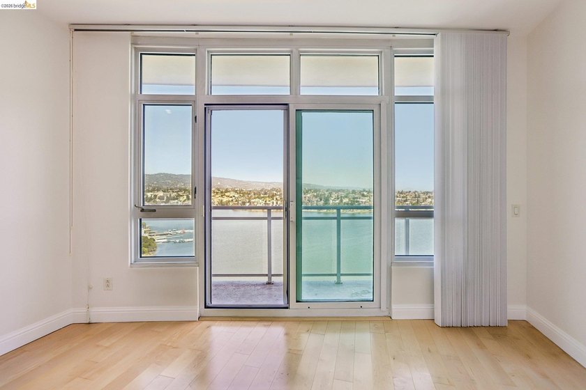Welcome to 1 Lakeside Drive, Unit 1608, Oakland, CA 94612, a - photo 19
