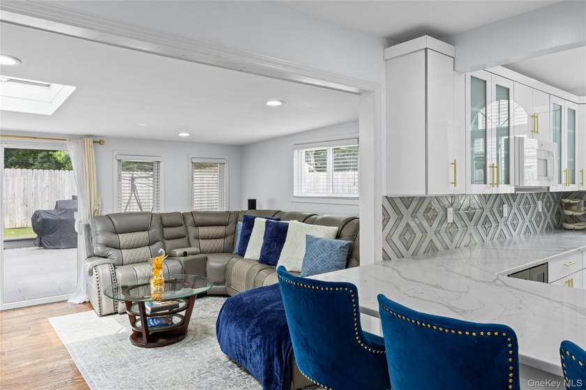 Welcome to 1022 Fire Island Avenue, a beautifully maintained - photo 19