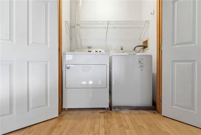 MOTIVATED SELLER! Say come see my beautiful Four bedroom 3 - photo 31