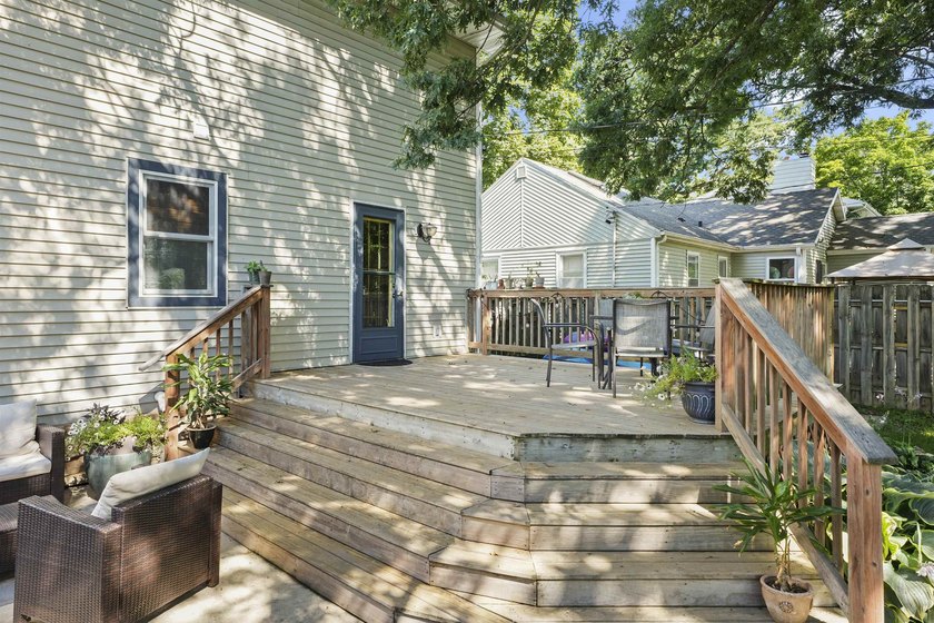 Showings begin on July 17, 2026 @NOON Beautifully updated - photo 38