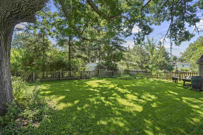 Showings begin on July 17, 2026 @NOON Beautifully updated - photo 45