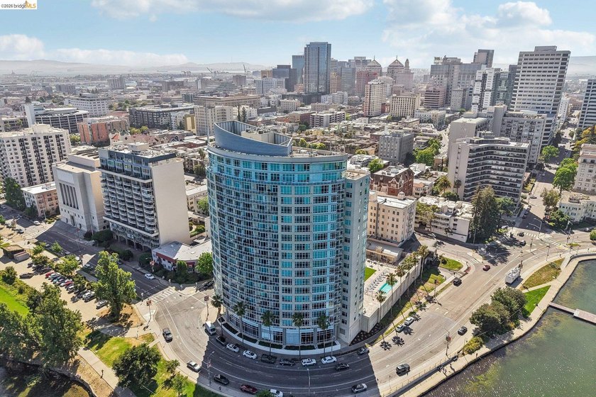 Welcome to 1 Lakeside Drive, Unit 1608, Oakland, CA 94612, a - photo 49