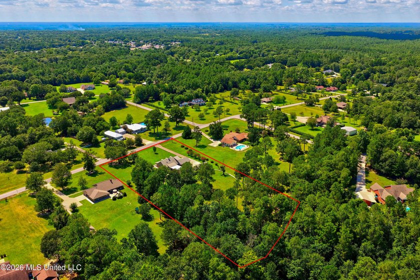 Welcome to 13000 Quail Ridge Road, a spacious property situated - photo 49