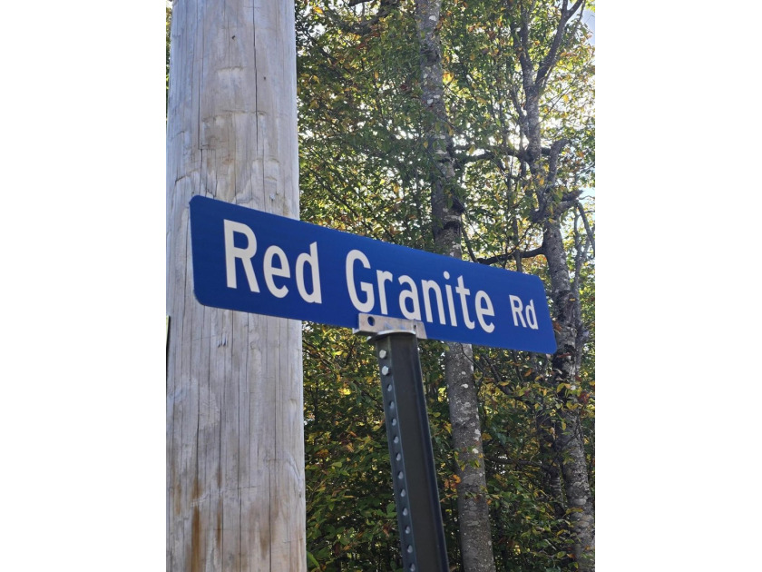 3.75 acres with power located in a very scenic area near golf - photo 6