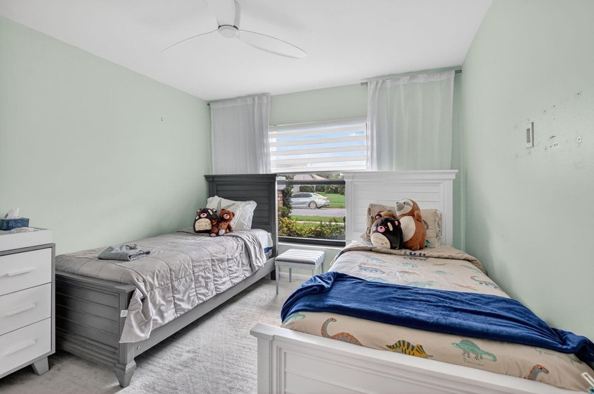 Welcome to this single-story residence in Boca Greens 5, Boca - photo 27