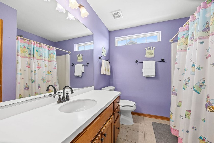 Located in acclaimed Naperville School District 204 and served - photo 29
