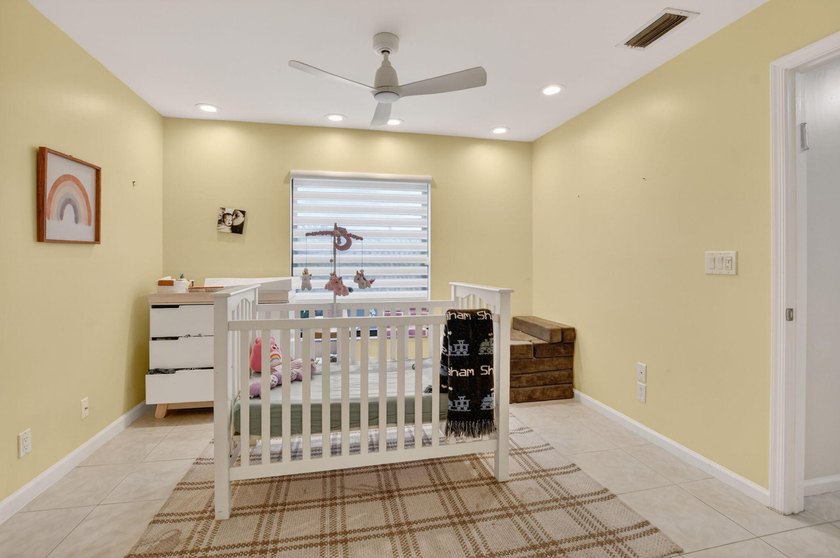 Welcome to this single-story residence in Boca Greens 5, Boca - photo 32