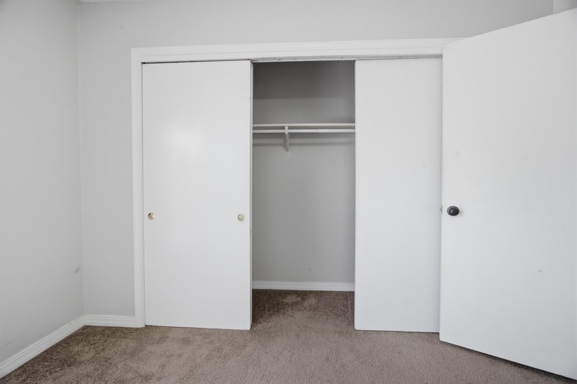 Townhouse price to sell...Located in Shalimar at 145 4th Avenue - photo 38