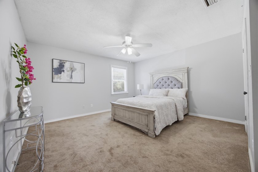 Townhouse price to sell...Located in Shalimar at 145 4th Avenue - photo 46