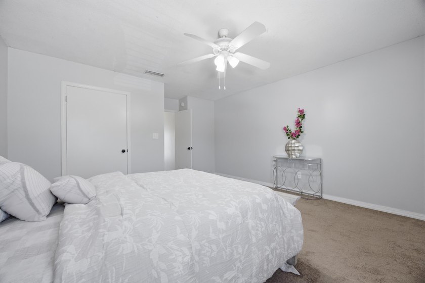 Townhouse price to sell...Located in Shalimar at 145 4th Avenue - photo 48
