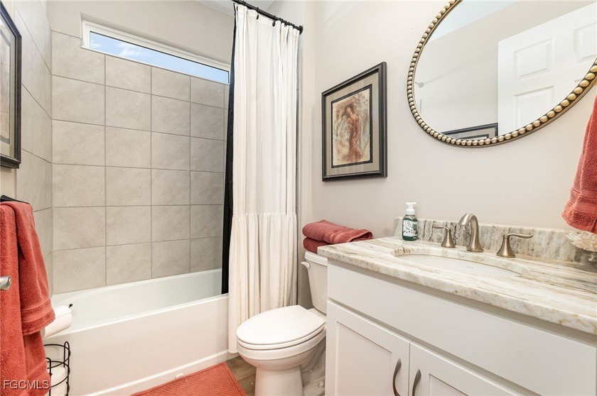 Best priced newer POOL Home with the most upgrades in the - photo 22