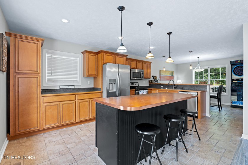 Welcome to 1413 Highway 139 in Dandridge, where breathtaking - photo 22