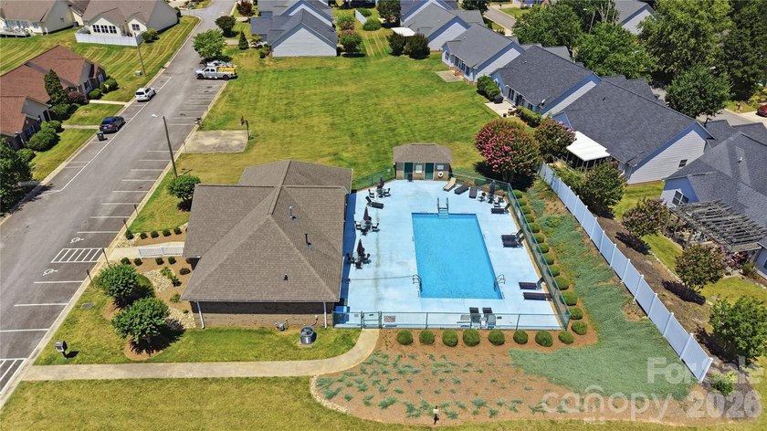 Welcome to this spacious 2-bedroom, 2-bathroom home in the - photo 30