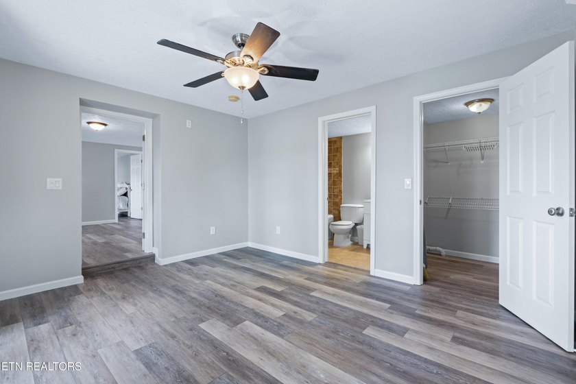 Welcome to 1413 Highway 139 in Dandridge, where breathtaking - photo 42