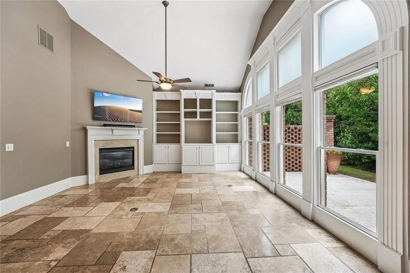 Fantastic Opportunity to Live in the Pristine Gated Community of - photo 7
