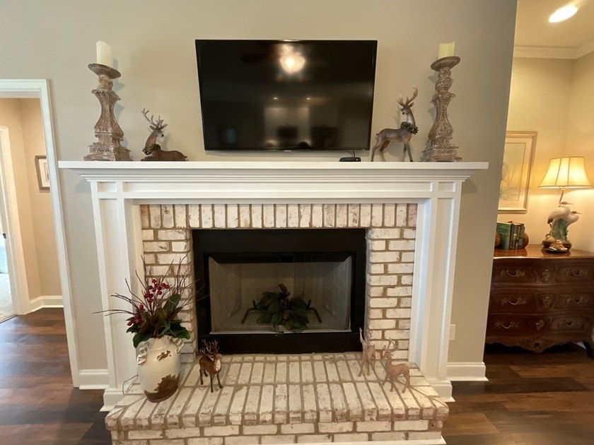 This classically designed home exudes charm and beauty - photo 13