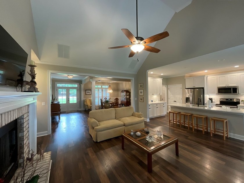 This classically designed home exudes charm and beauty - photo 14