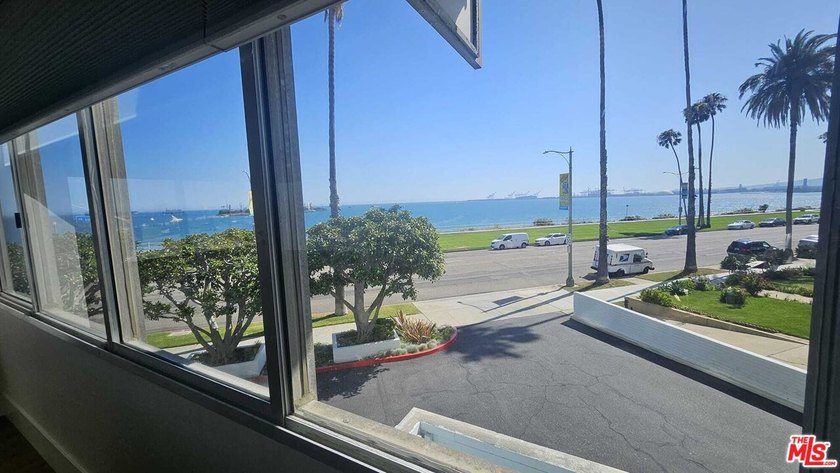 STUNNING! VIEWS, VIEWS, VIEWS!!! Enjoy breathtaking panoramic - photo 11
