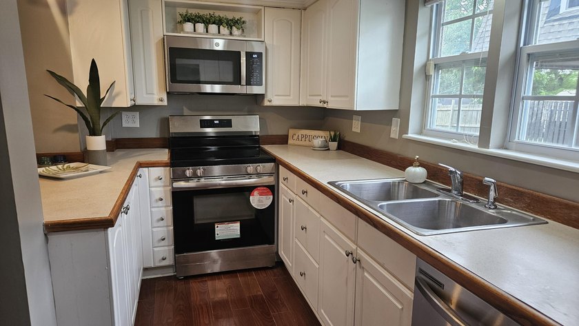 Appraised for $235,000, this property is priced to reflect that - photo 41