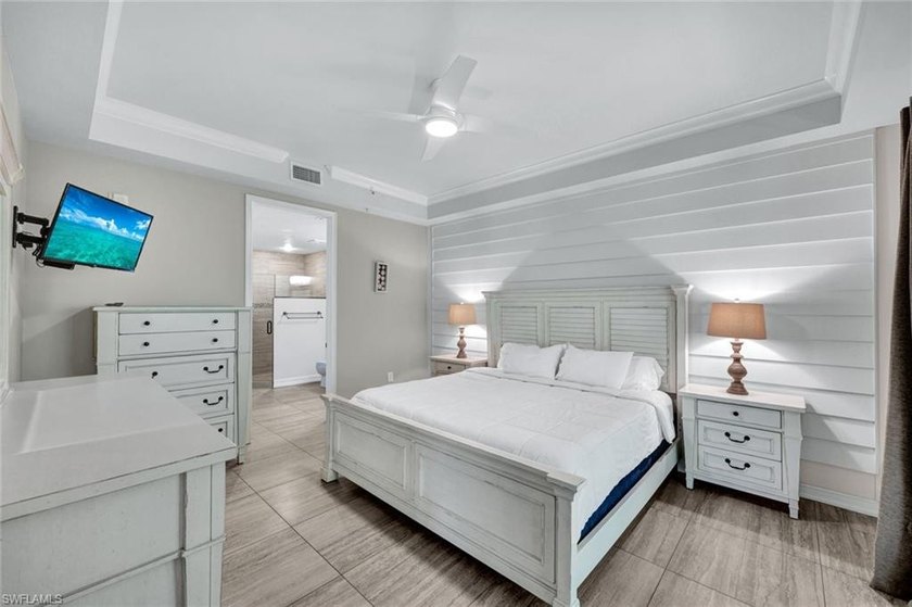 Turnkey Beach Retreat with Income Potential...Bike to Bonita - photo 11