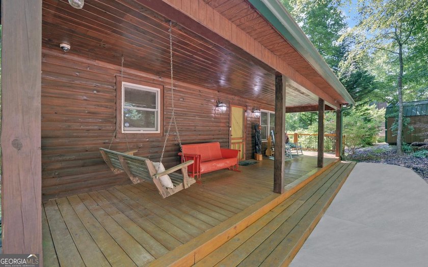 79 Clarimonte Pt offers the perfect combination of lake living - photo 4