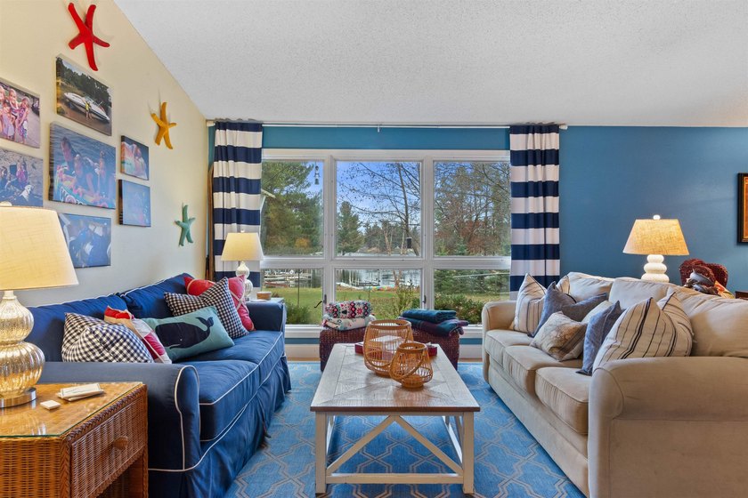 Seize The Opportunity! MOVE IN &amp; ENJOY! LARGE 4-BDRM 3-BATH - photo 16