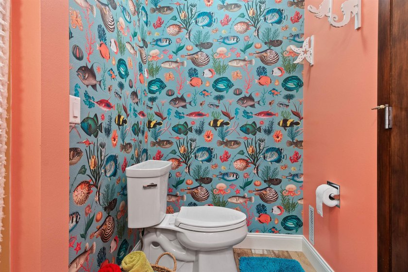 Seize The Opportunity! MOVE IN &amp; ENJOY! LARGE 4-BDRM 3-BATH - photo 42