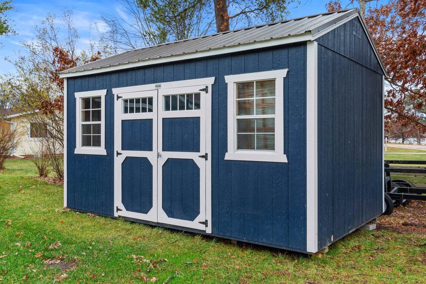Seize The Opportunity! MOVE IN &amp; ENJOY! LARGE 4-BDRM 3-BATH - photo 50
