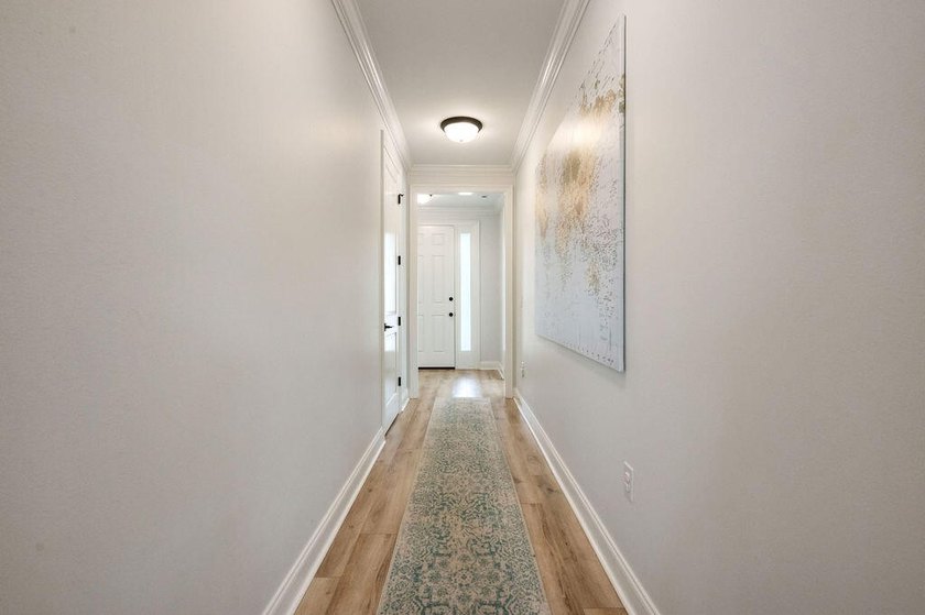 Located in beautiful Valparaiso, Florida -- a charming home - photo 16